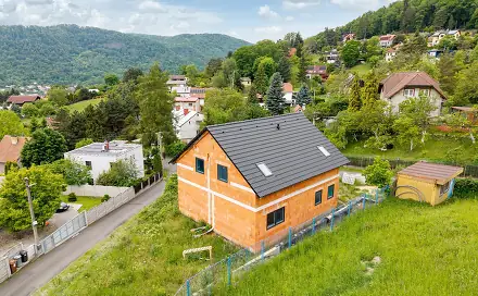 Prodej domu 137 m² s pozemkem 1 088 m², Na Rybárně, Ústí nad Labem - Brná