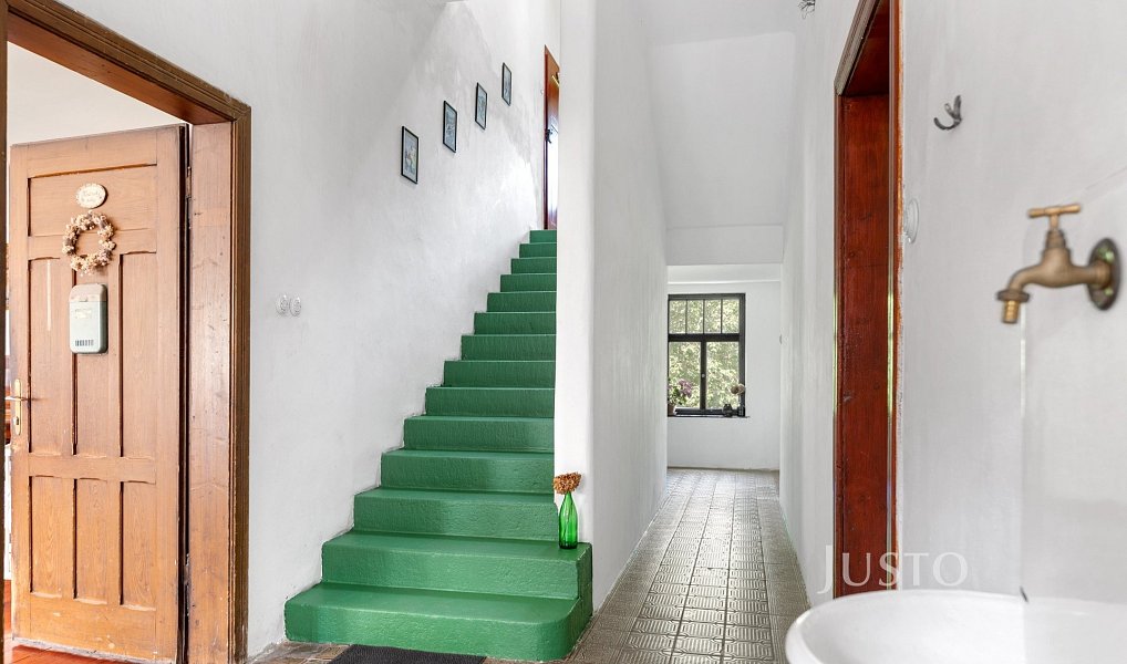 Prodej domu 336 m² s pozemkem 1 978 m², Železný Brod – náhled fotky 18