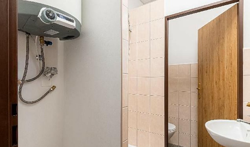 Prodej obchodních prostor 69 m², Přelouč – náhled fotky 19