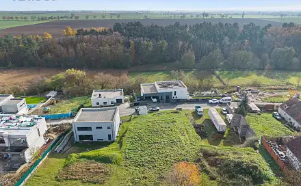 Prodej stavebního pozemku 994 m², Podolanka, okres Praha-východ
