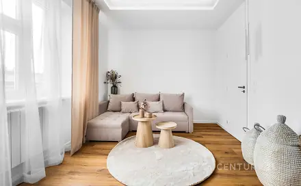 Pronájem bytu 1+kk 28 m², Jeseniova, Praha 3 - Žižkov
