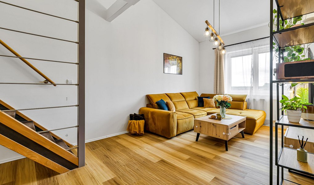 Prodej bytu 3+kk 116 m², Šestajovice – náhled fotky 6