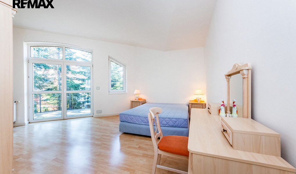 Prodej kanceláře 433 m², Praha – náhled fotky 16