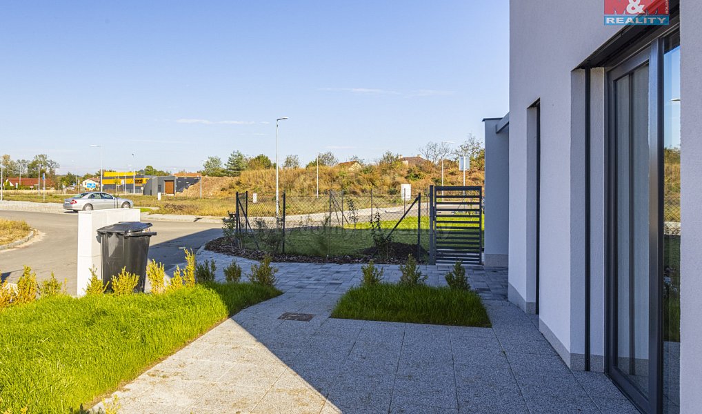 Prodej domu 157 m² s pozemkem 365 m², Čestice – náhled fotky 27