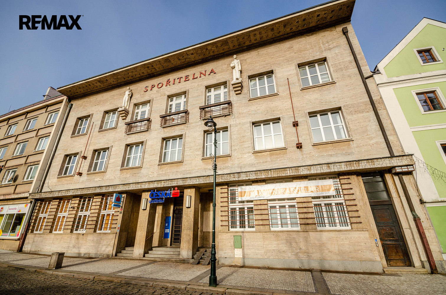 Pronájem kanceláře 65 m² — photo 2