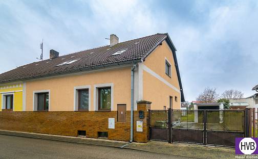 Prodej domu 220 m² s pozemkem 272 m², Na Potoce, Veselí nad Lužnicí - Veselí nad Lužnicí I, okres Tábor