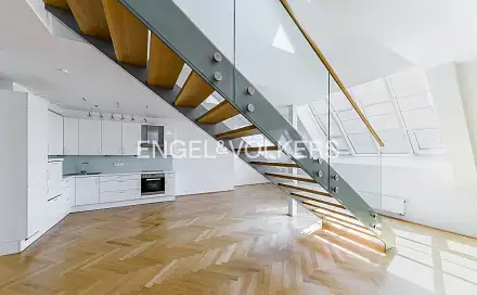 Pronájem bytu 4+kk 168 m²