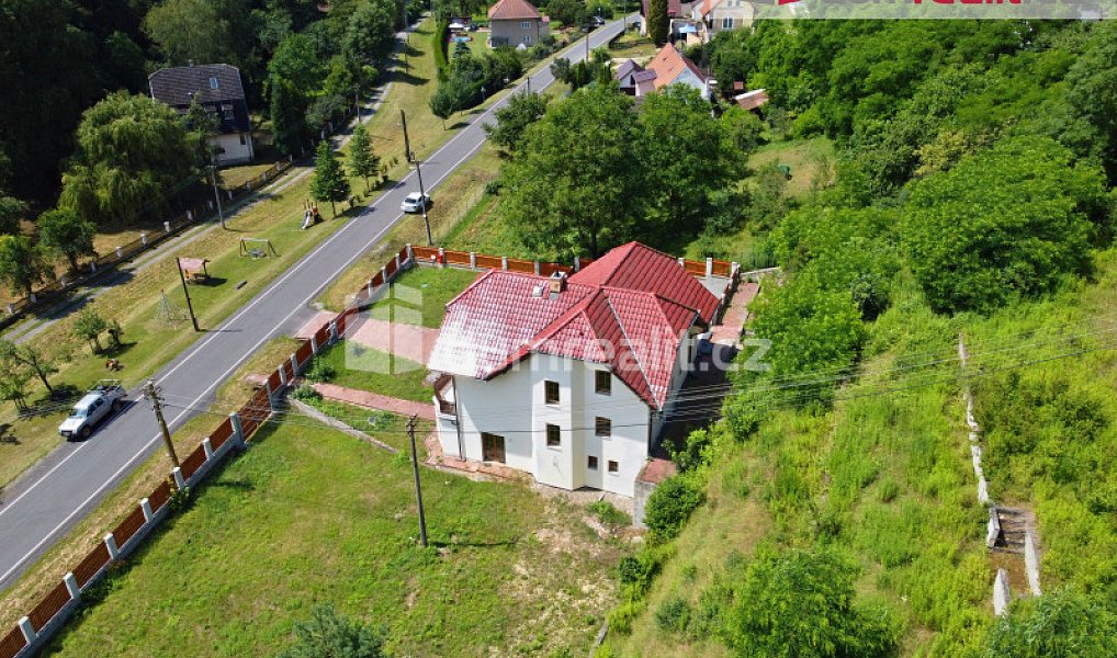 Prodej domu 286 m² s pozemkem 3 176 m², Želízy – náhled fotky 30