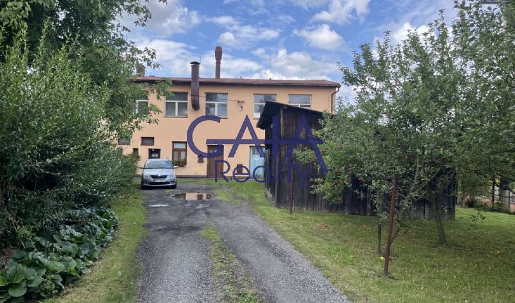 Prodej ubytovacího objektu 645 m², Staré Město – náhled fotky 25