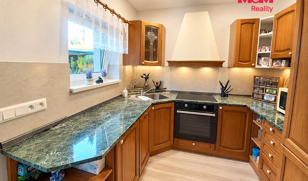 Prodej domu 230 m² s pozemkem 559 m², Všechovice – náhled fotky 3