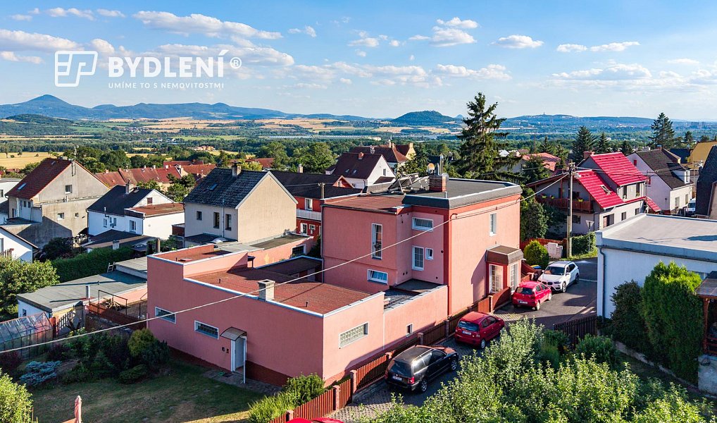Prodej domu 318 m² s pozemkem 791 m², Krupka – náhled fotky 45