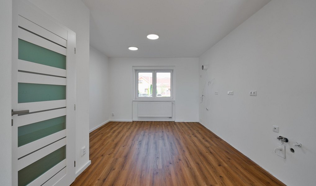 Prodej domu 170 m² s pozemkem 202 m², Újezd u Brna – náhled fotky 20