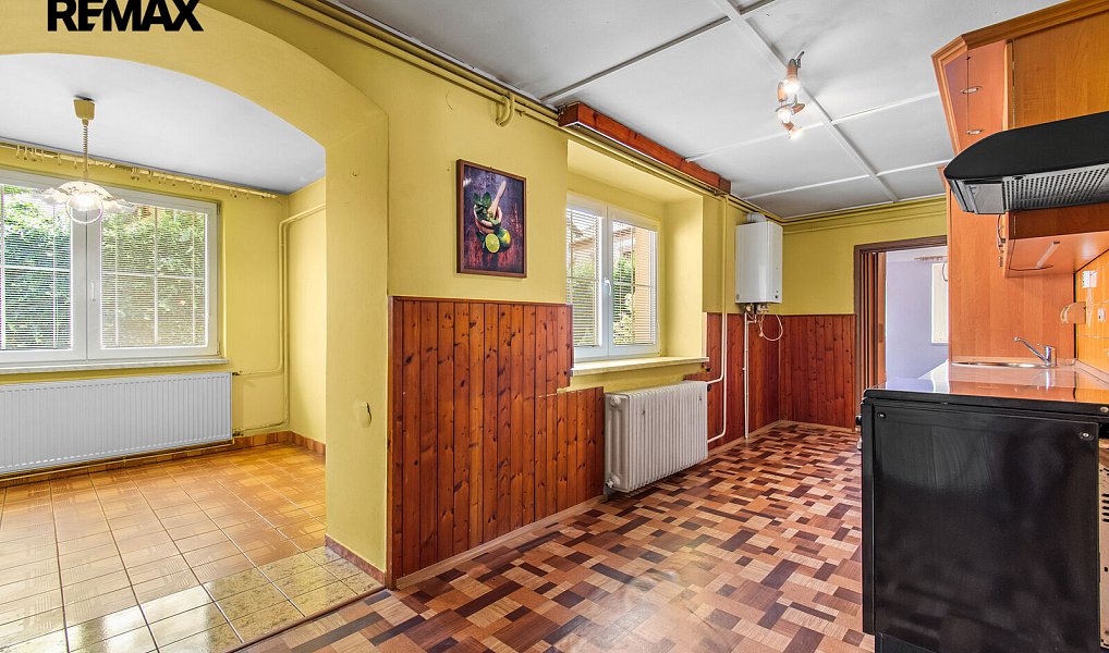 Prodej domu 186 m² s pozemkem 390 m², Břasy – náhled fotky 11