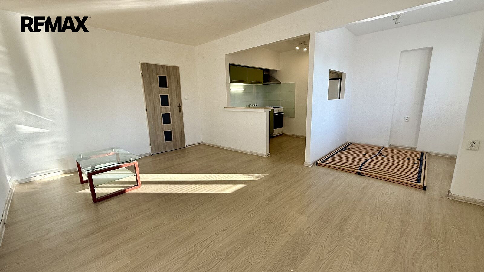 Pronájem bytu 1+kk 35 m² – fotografie 5