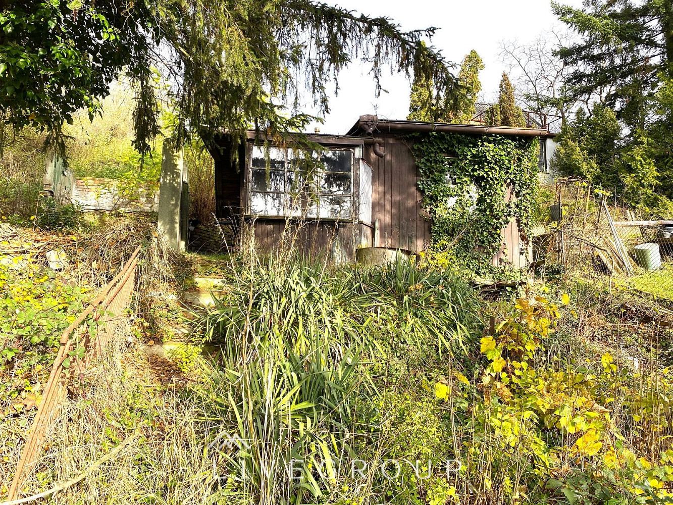 Prodej stavebního pozemku 2 297 m² – pohled 4
