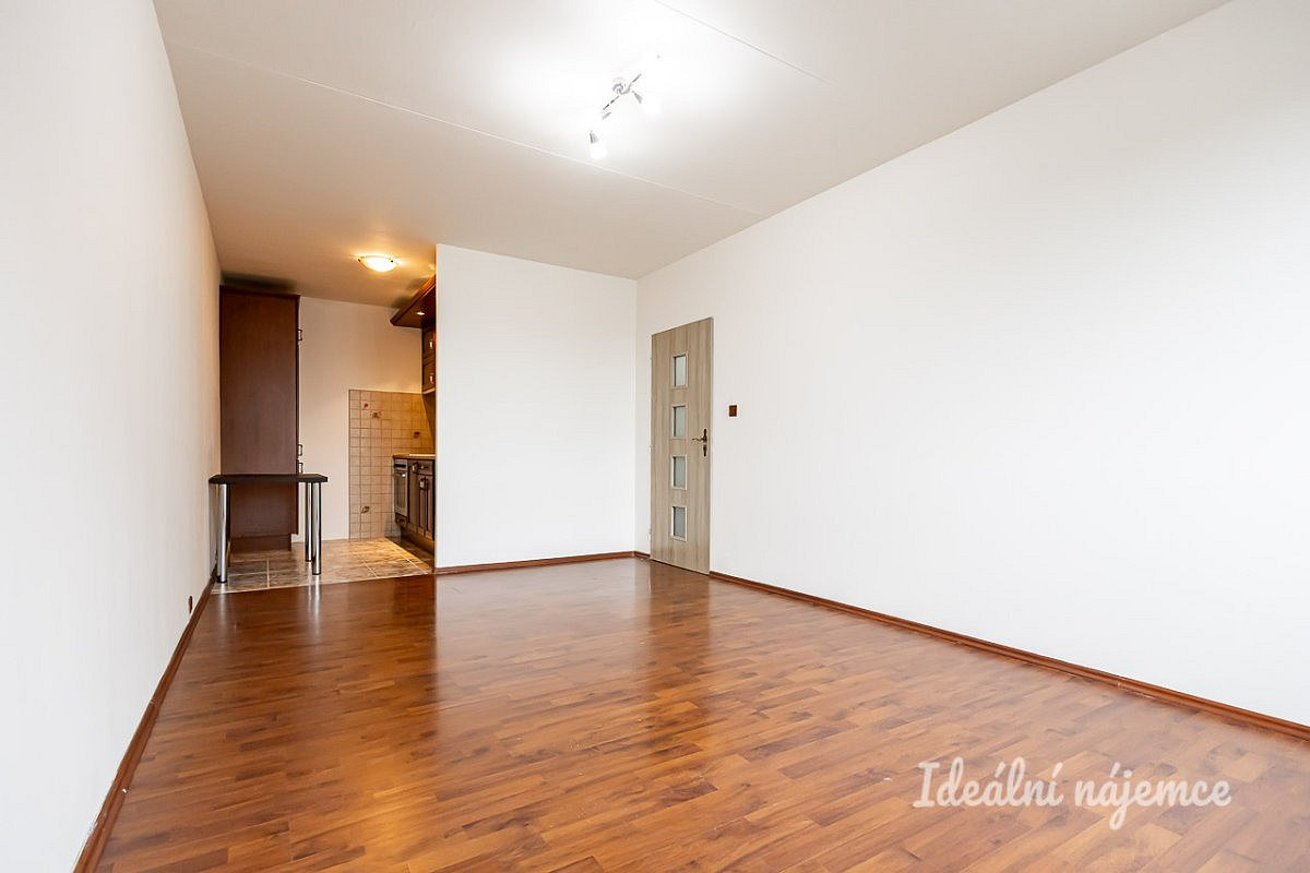 Pronájem bytu 2+kk 45 m² – fotografie 5