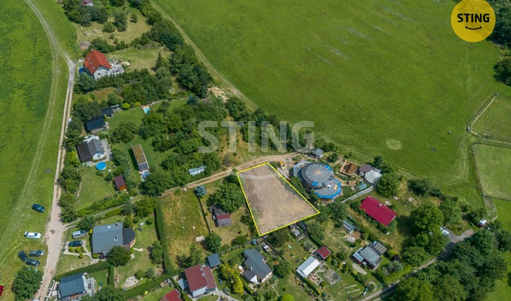 Prodej stavebního pozemku 552 m², Sezemice – náhled fotky 3