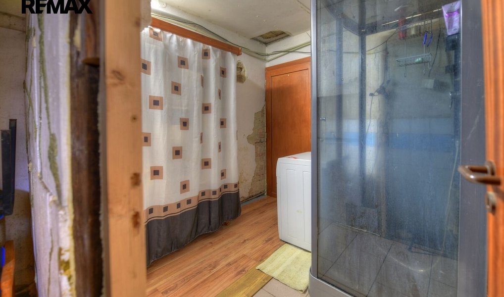 Prodej domu 325 m² s pozemkem 913 m², Zvěstov – náhled fotky 37