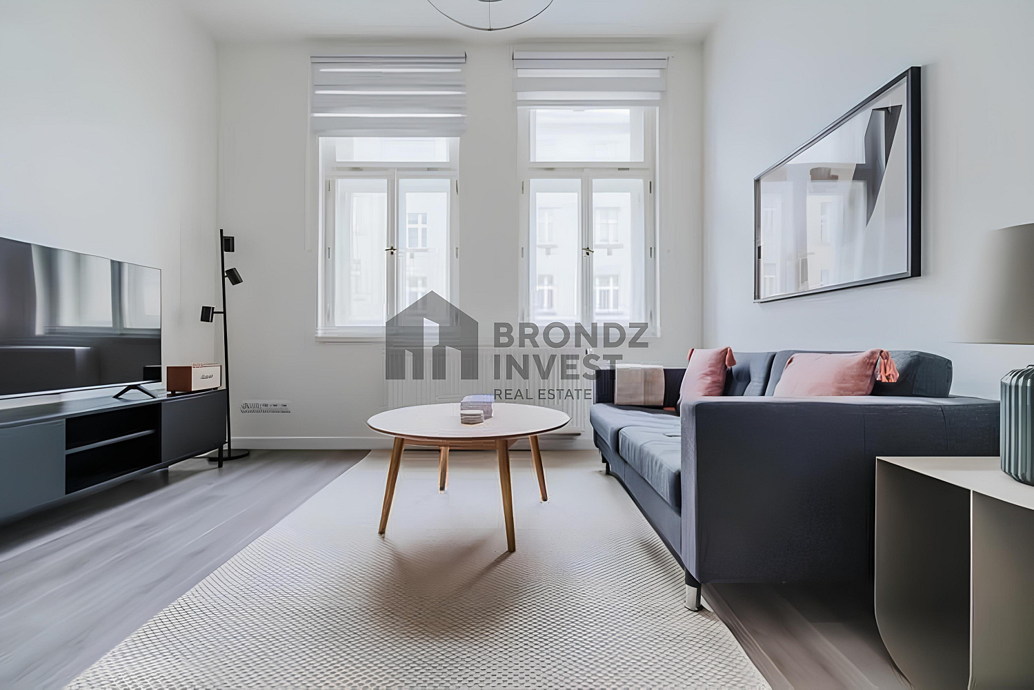 Pronájem bytu 2+kk 45 m² – fotografie 2