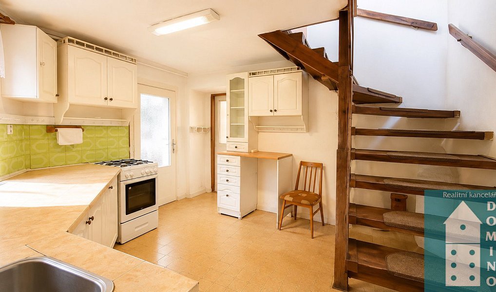 Prodej domu 180 m² s pozemkem 254 m², Kojetín – náhled fotky 7