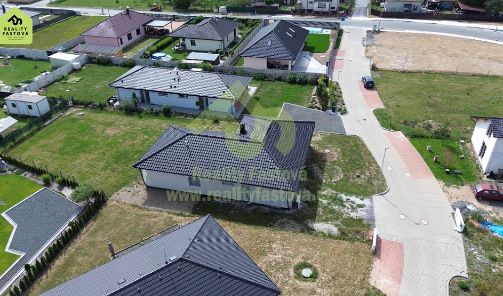 Prodej domu 156 m² s pozemkem 918 m², Lužany – náhled fotky 6