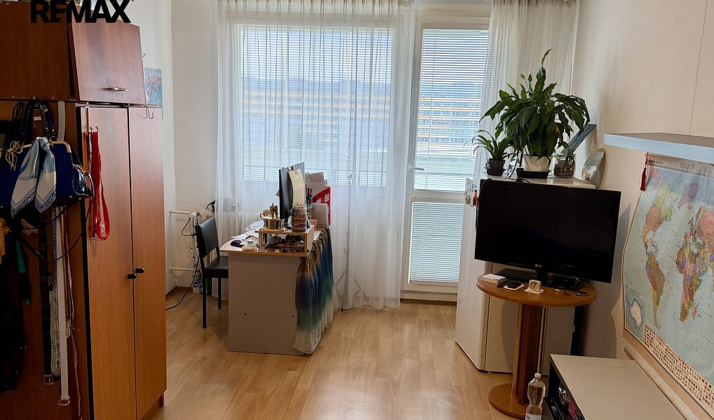 Prodej bytu 3+1 71 m², Praha – náhled fotky 2