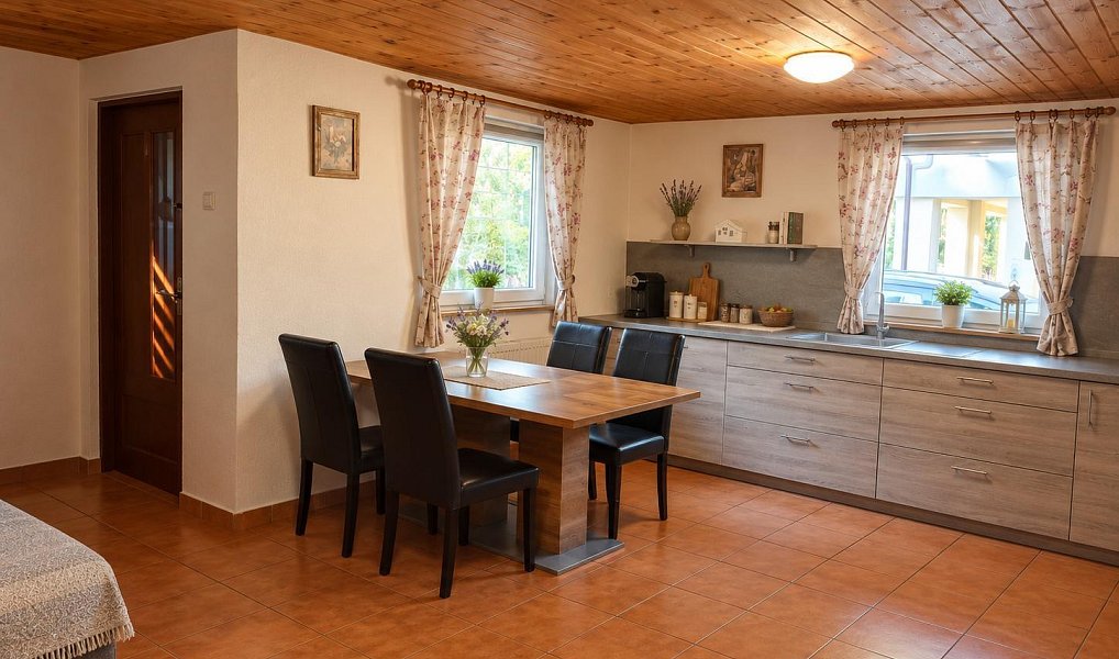 Prodej domu 101 m² s pozemkem 239 m², Třeboň – náhled fotky 3