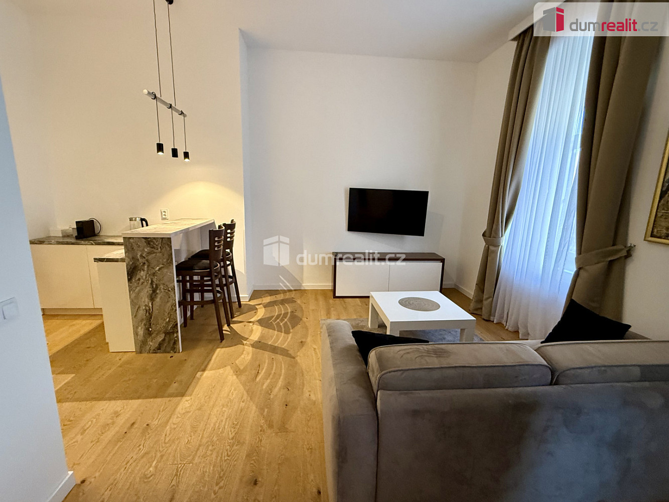 Pronájem bytu 2+kk 58 m² — photo 3