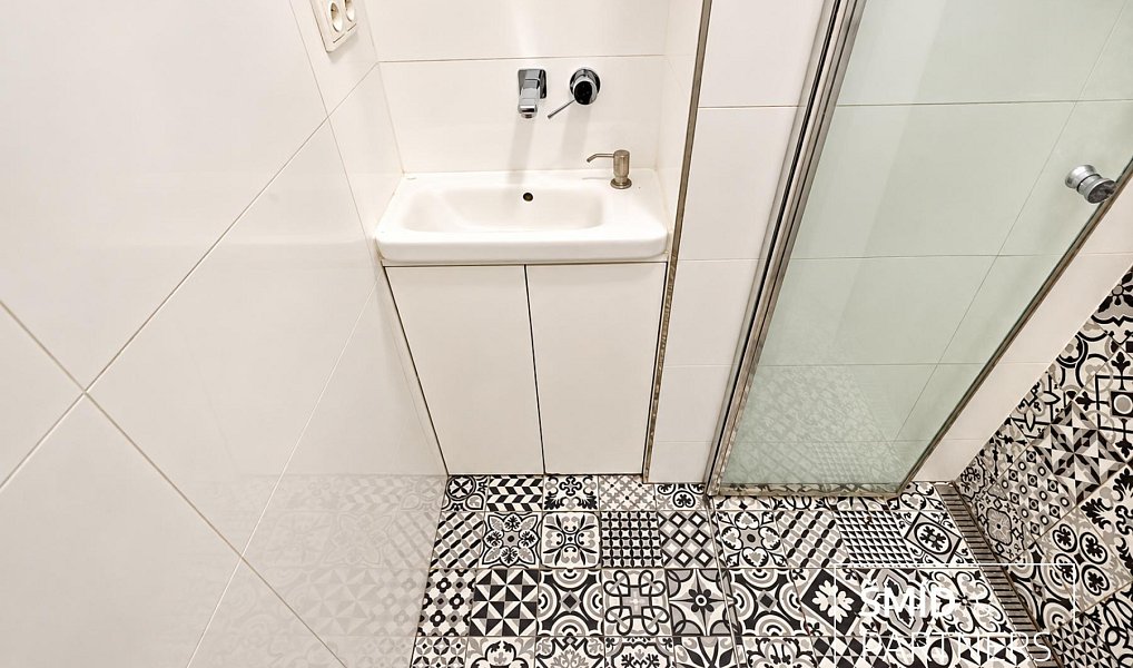Prodej bytu atypického 70 m², Praha – náhled fotky 9
