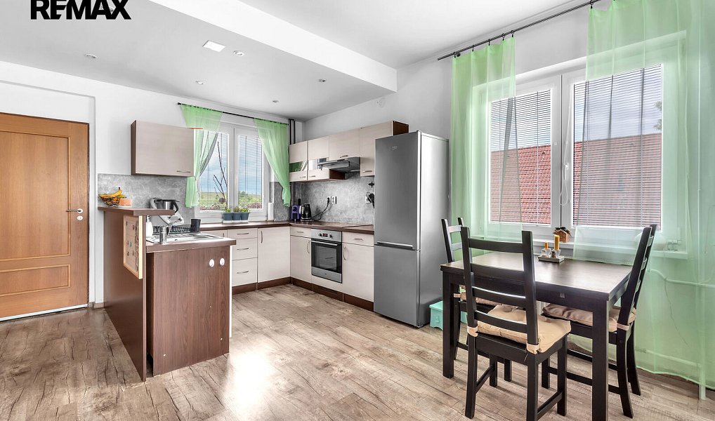 Prodej domu 130 m² s pozemkem 711 m², Černilov – náhled fotky 9