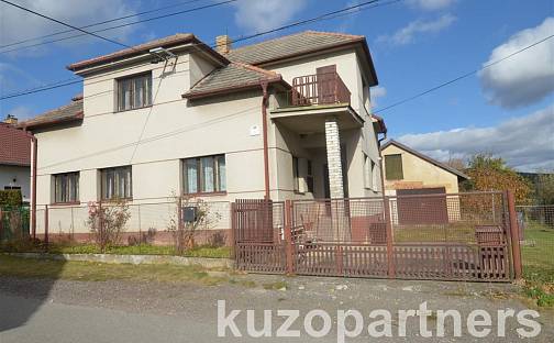 Prodej domu 270 m² s pozemkem 750 m², Moskevská, Cerhovice - Třenice, okres Beroun