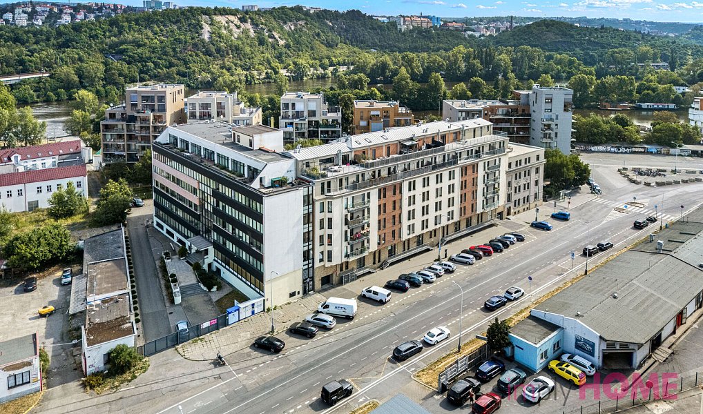 Prodej kanceláře 147 m², Praha – náhled fotky 28