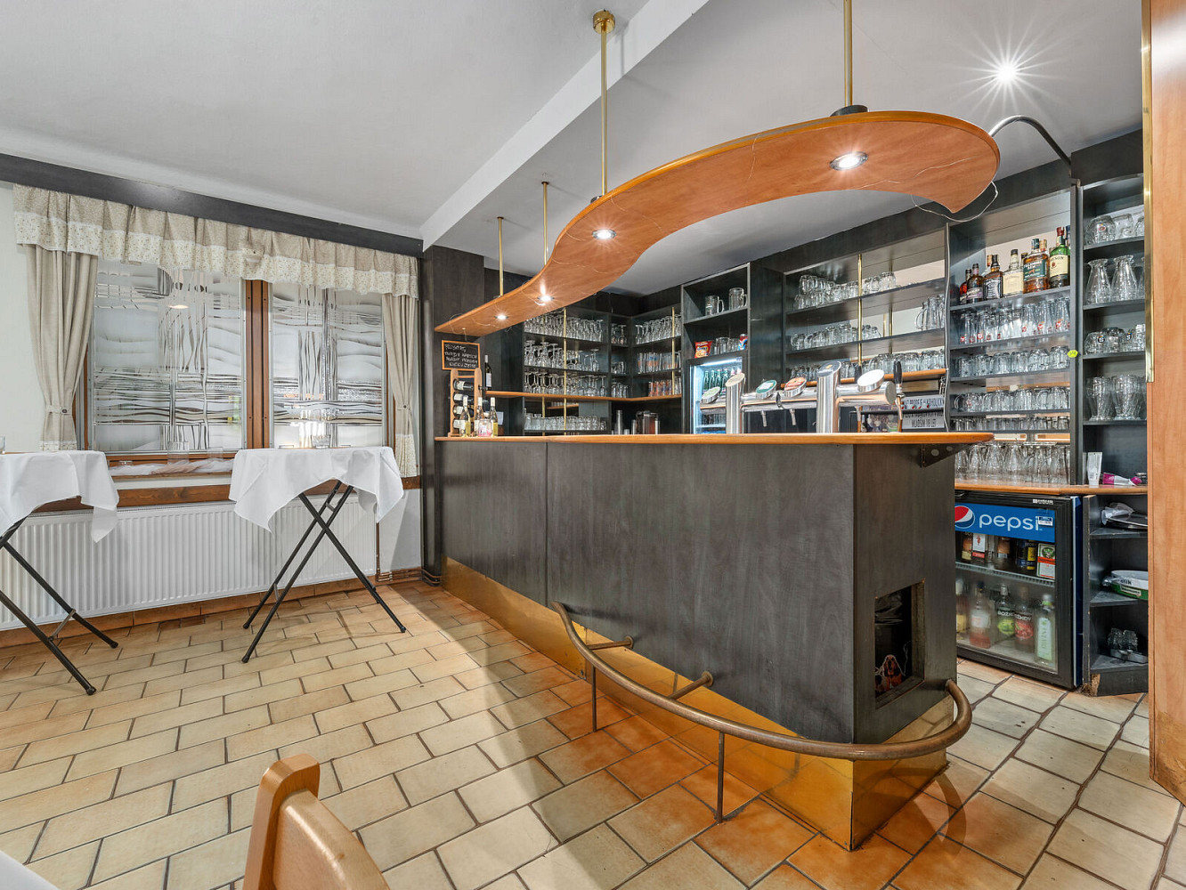 Prodej restaurace 827 m² – fotografie 3