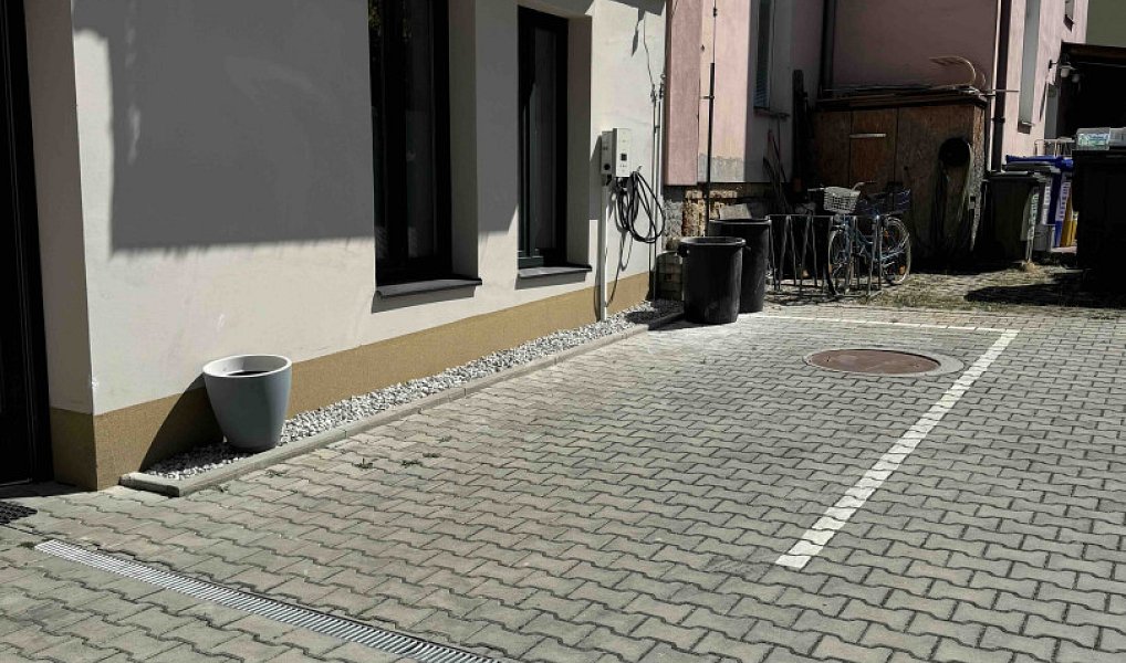 Pronájem garážového stání, 15 m2, Plzeň, ul. Karlova, Plzeň – náhled fotky 7