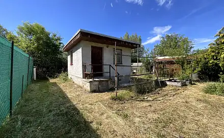 Prodej chaty/chalupy 21 m² s pozemkem 410 m², Pardubice - Doubravice