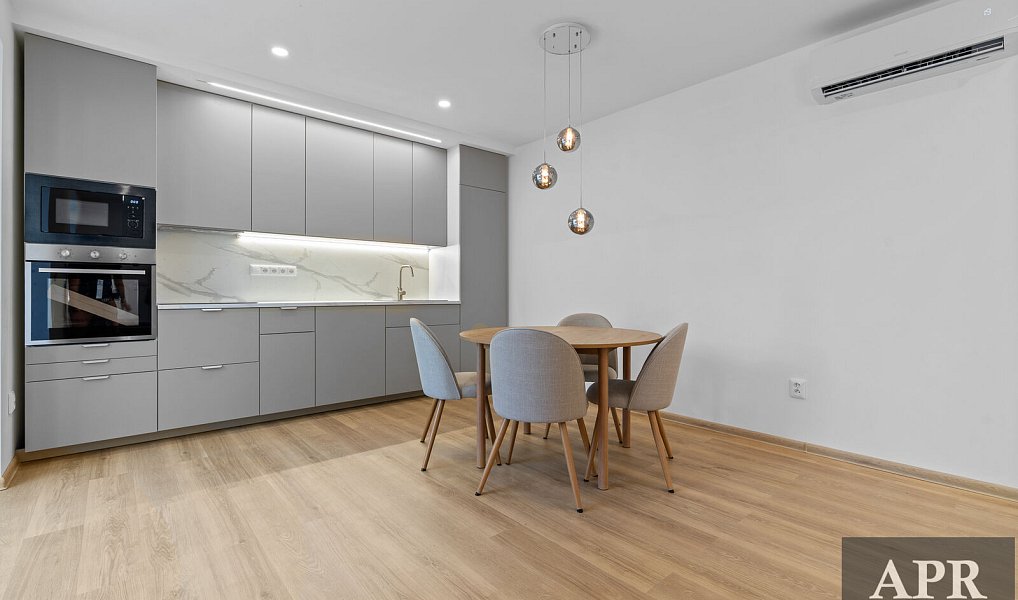 Prodej domu 76 m² s pozemkem 138 m², Nivnice – fotka 1 z 23