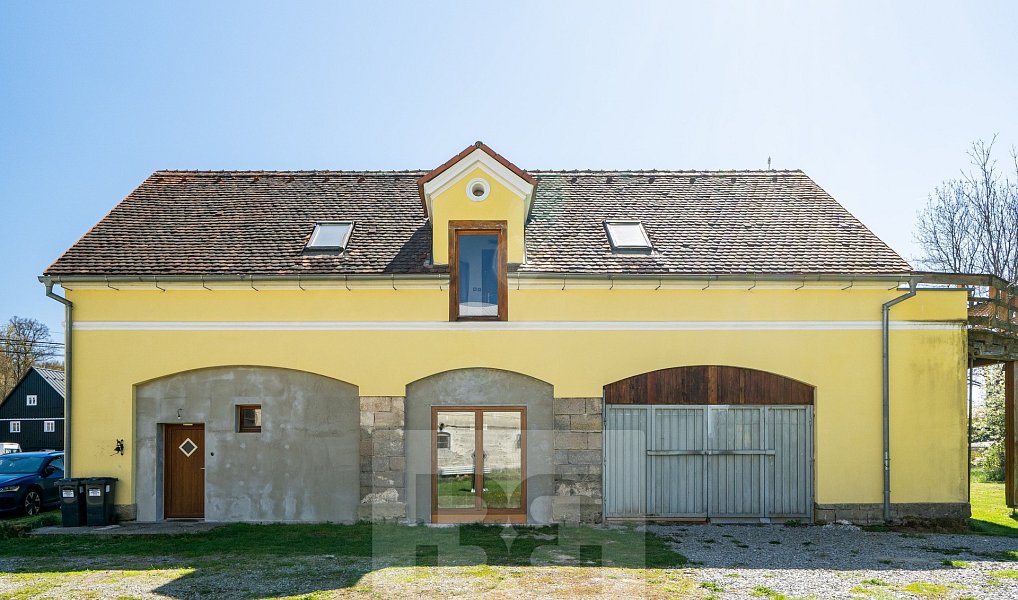 Prodej domu 197 m² s pozemkem 20 632 m², Cvikov – náhled fotky 3