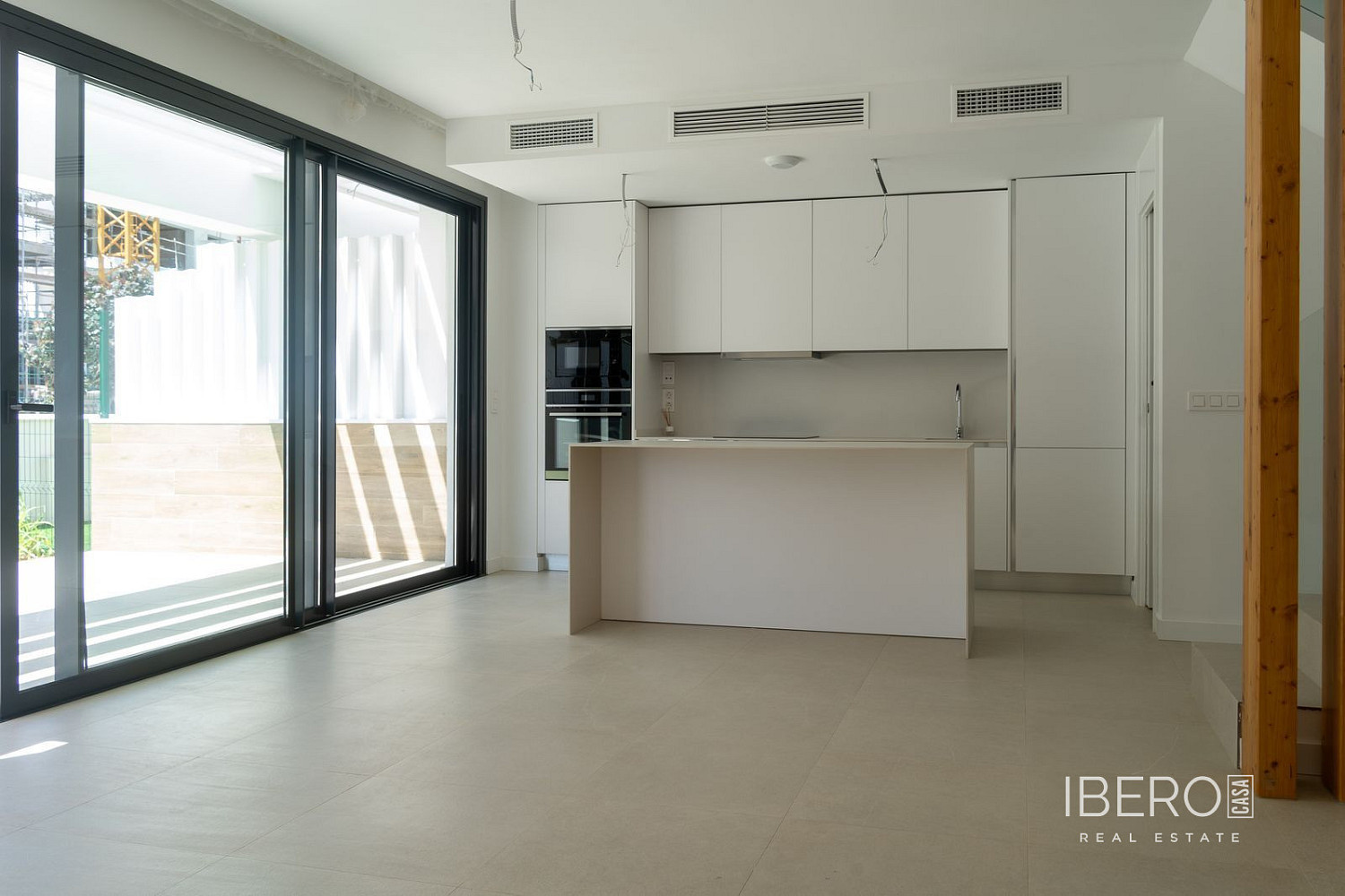 Prodej domu 129 m² s pozemkem 67 m² - Vista 5