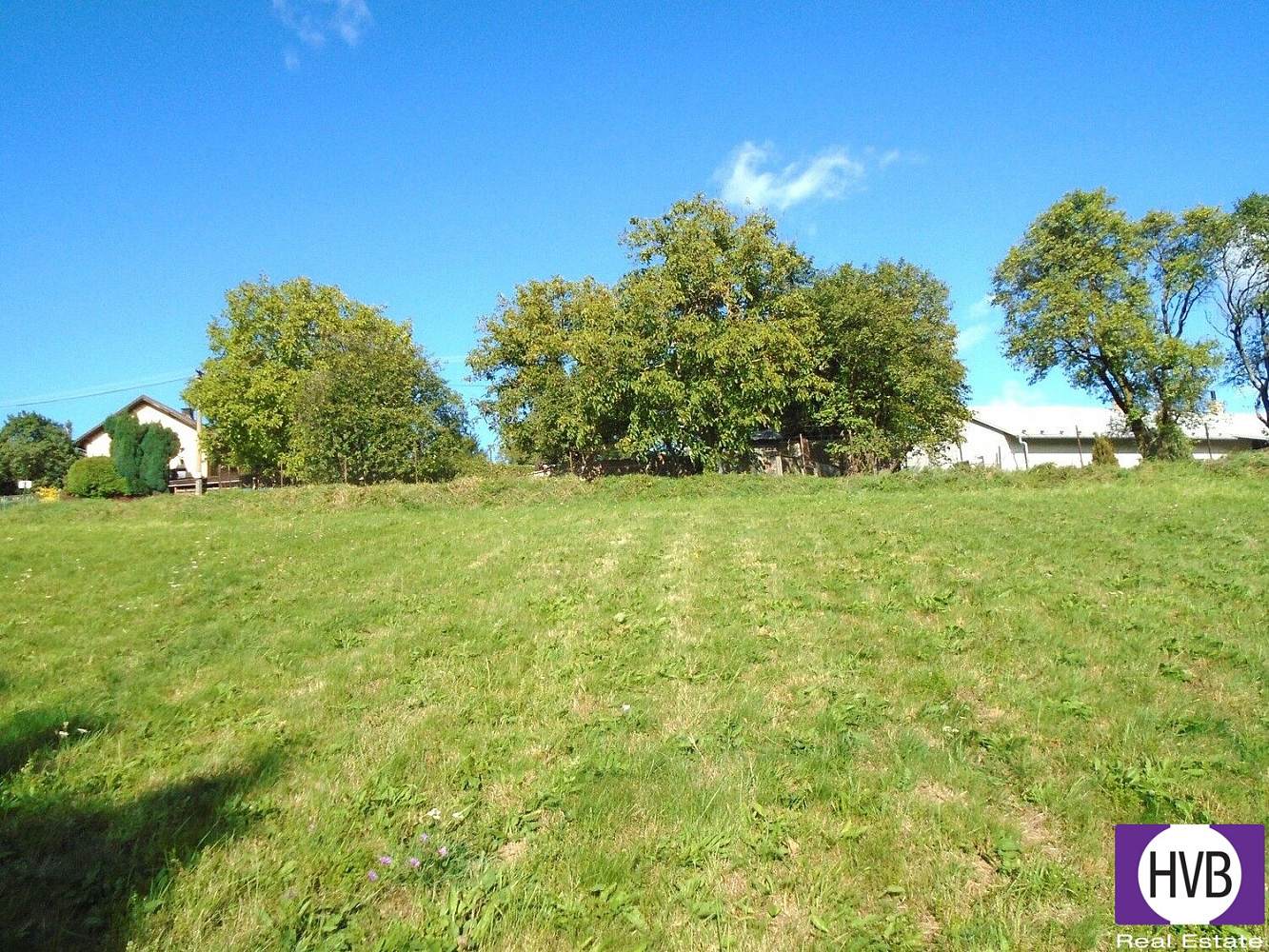 Prodej stavebního pozemku 1 200 m²