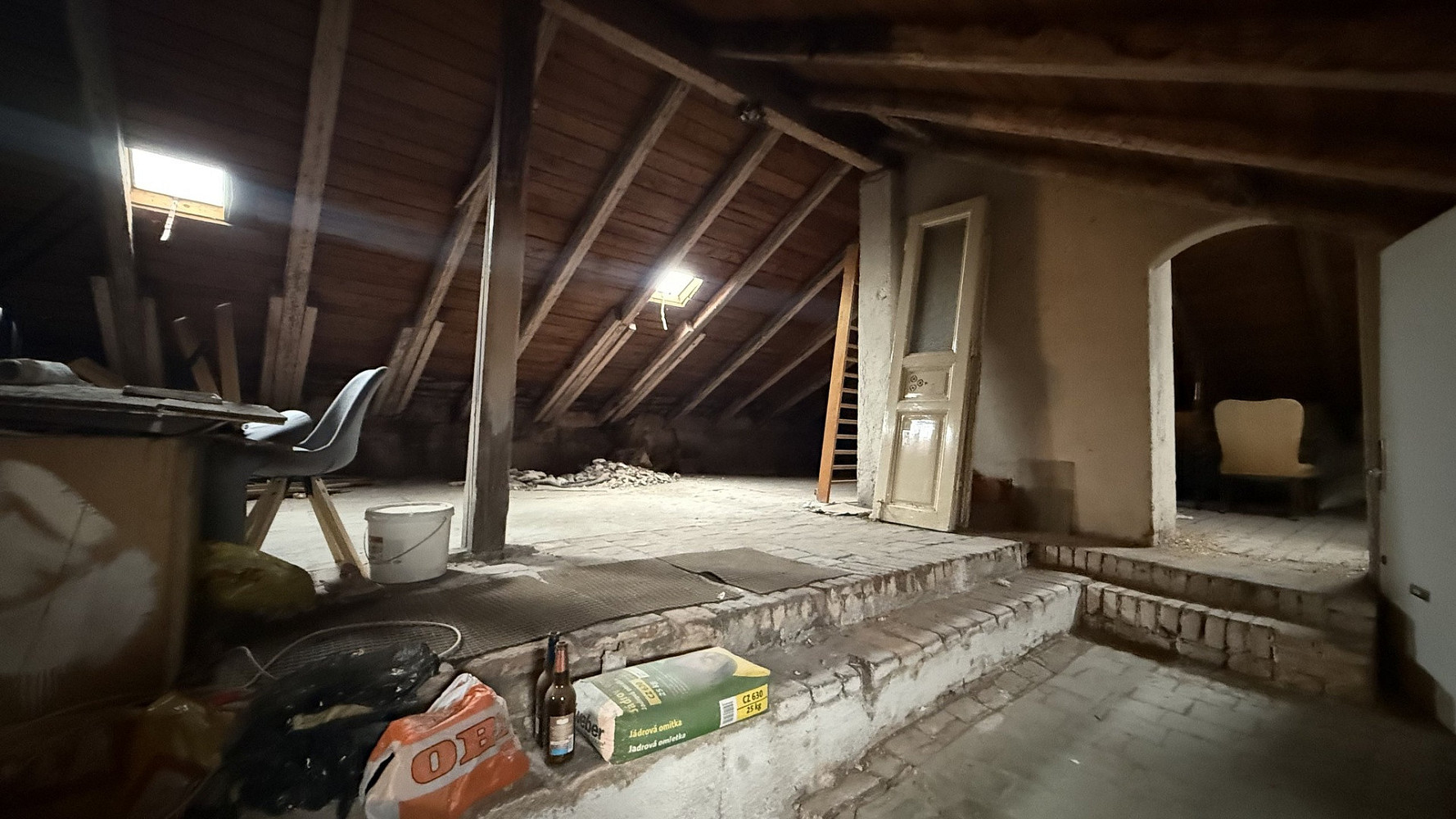 Prodej komerčního objektu (jiného typu) 176 m² – fotografie 3