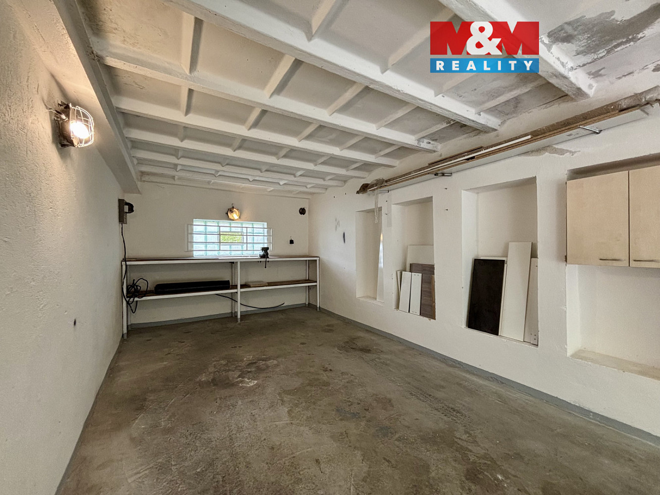 Prodej garáže, 24 m2, chomutov