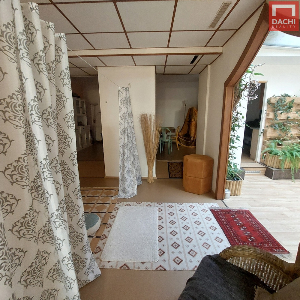 Pronájem komerčního objektu (jiného typu) 99 m² – fotografie 4