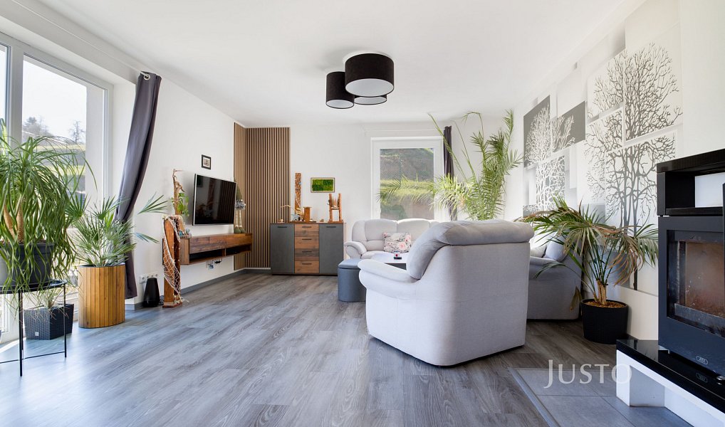 Prodej domu 148 m² s pozemkem 1 008 m², Velké Březno – náhled fotky 11