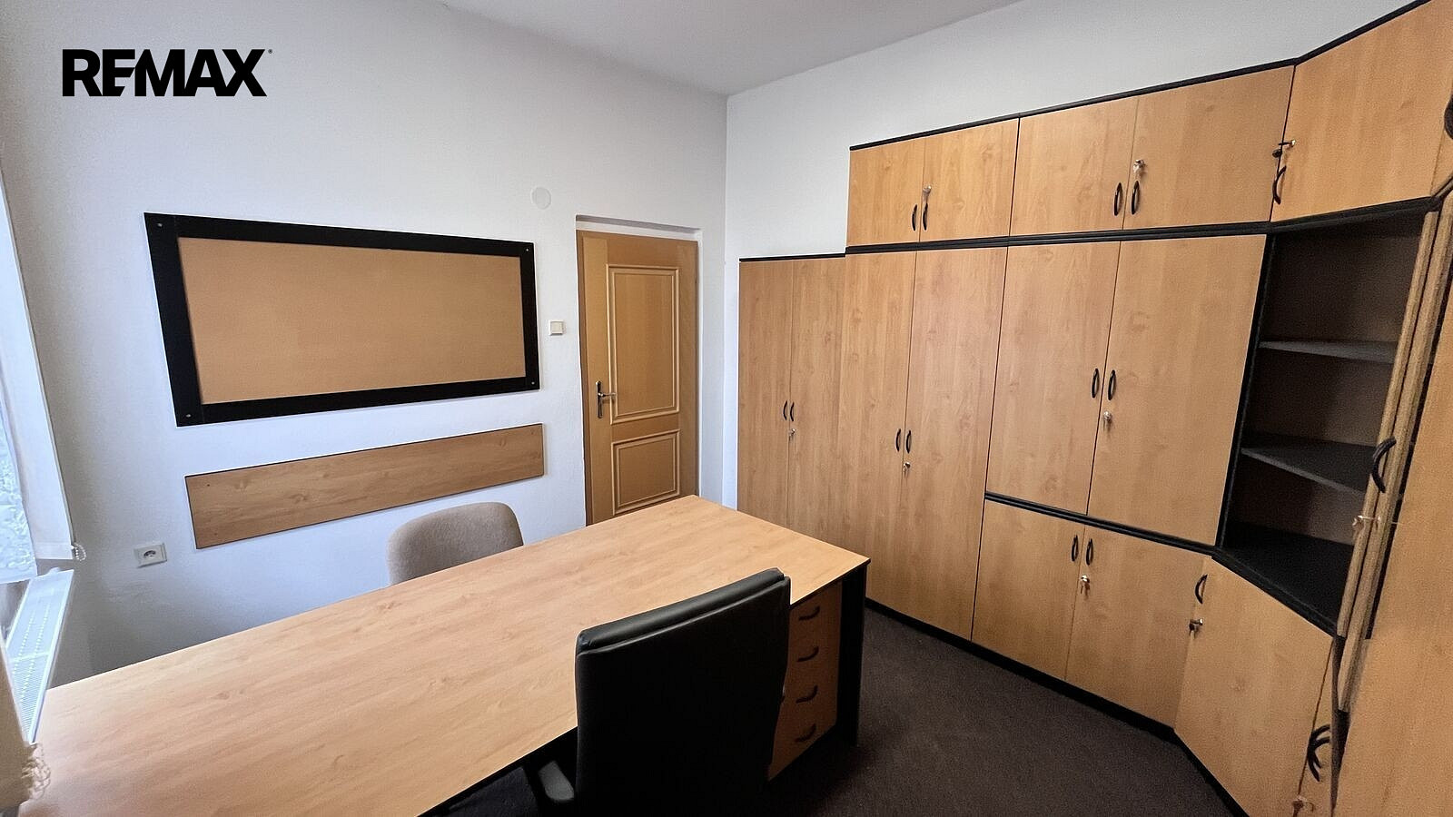 Pronájem kanceláře 70 m² – fotografie 5