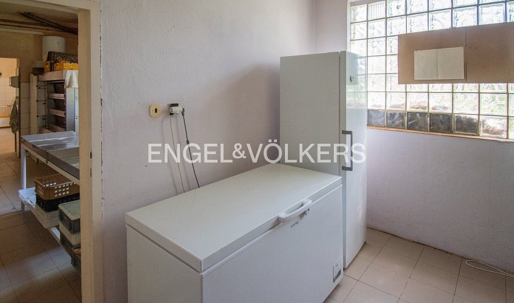 Pronájem výrobních prostor 230 m², Husinec – náhled fotky 19