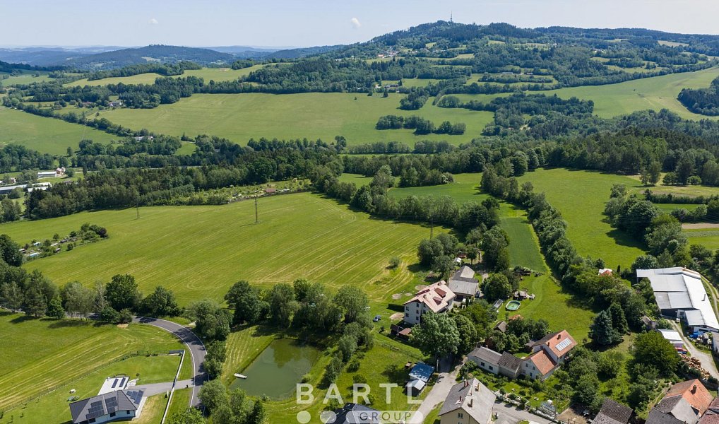 Prodej stavebního pozemku 880 m², Vimperk – náhled fotky 4
