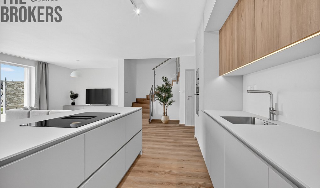 Pronájem domu 151 m² s pozemkem 569 m², Benešov – náhled fotky 5