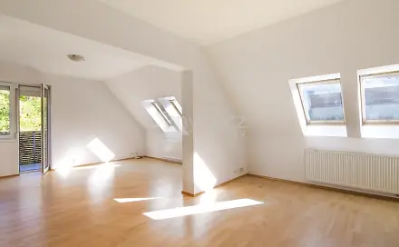 Pronájem bytu 3+kk 98 m²