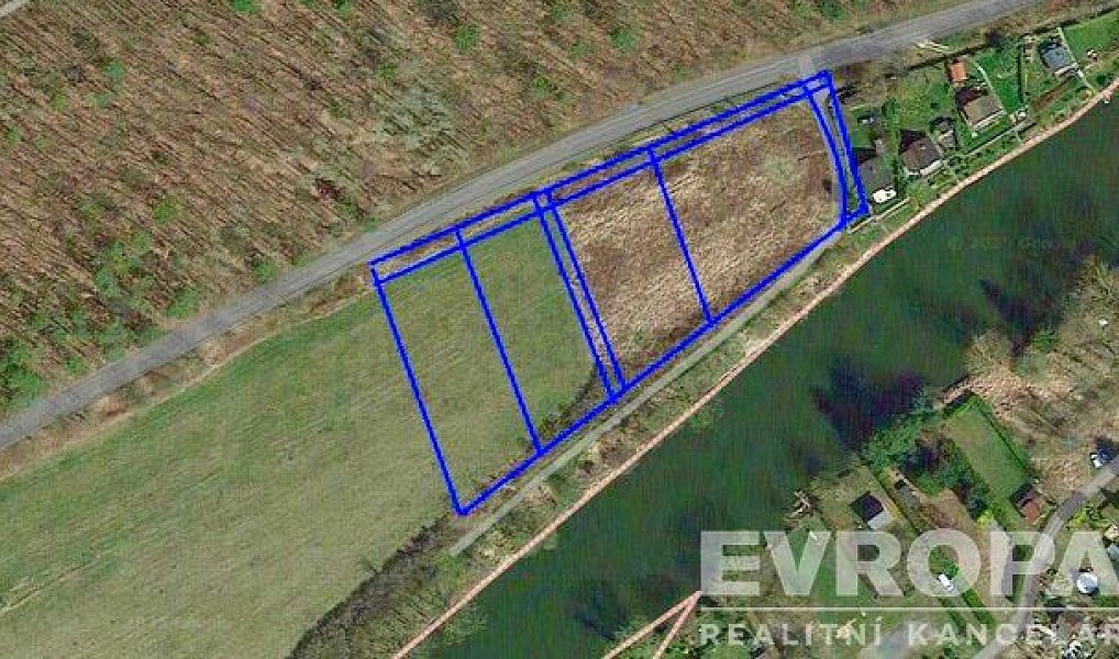 Prodej stavebního pozemku 9 000 m², Vlkančice – náhled fotky 2