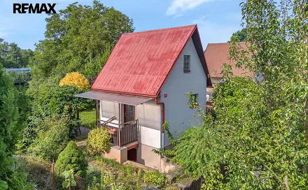 Prodej chaty/chalupy 45 m² s pozemkem 22 m², Hradec Králové